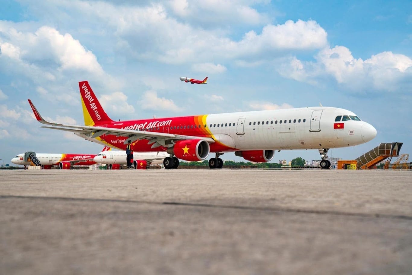 US–Vietnam Air Freight with EXW Pickup Nationwide