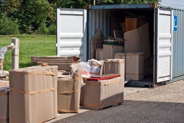 Logistics Solutions for Furniture Exporters