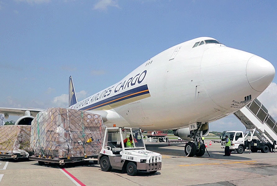 domestic-air-freight-shipping (1)
