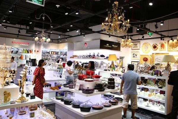 Full-Service Sourcing for Household Goods and Furniture
