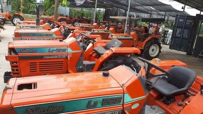 Nhập khẩu máy móc thiết bị