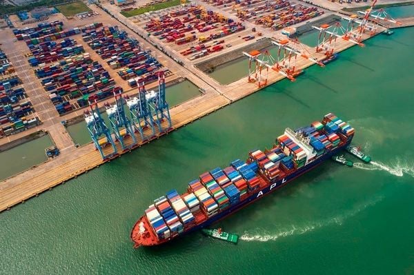 How Much Does Outsourcing an Import-Export Department Cost?