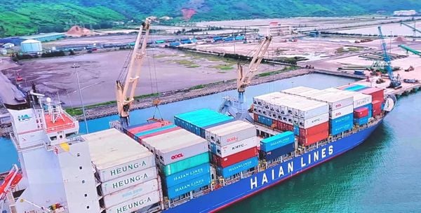 Import-Export Services at Chan May Port | Embassy