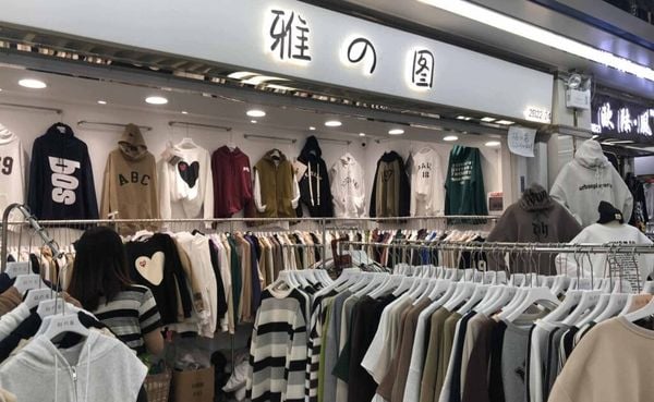 Risks of Importing from China and How to Avoid Them