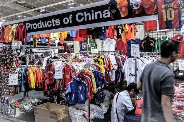 Risks of Importing from China and How to Avoid Them